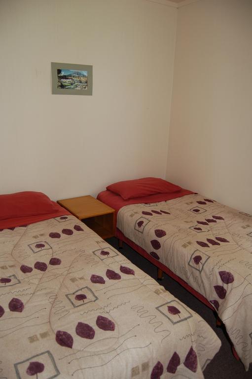 Egmont Eco Leisure Park & Backpackers Hotel New Plymouth Exterior photo